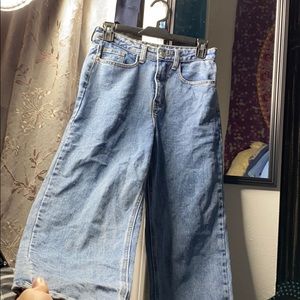 PRETTYLITTLETHING JEANS